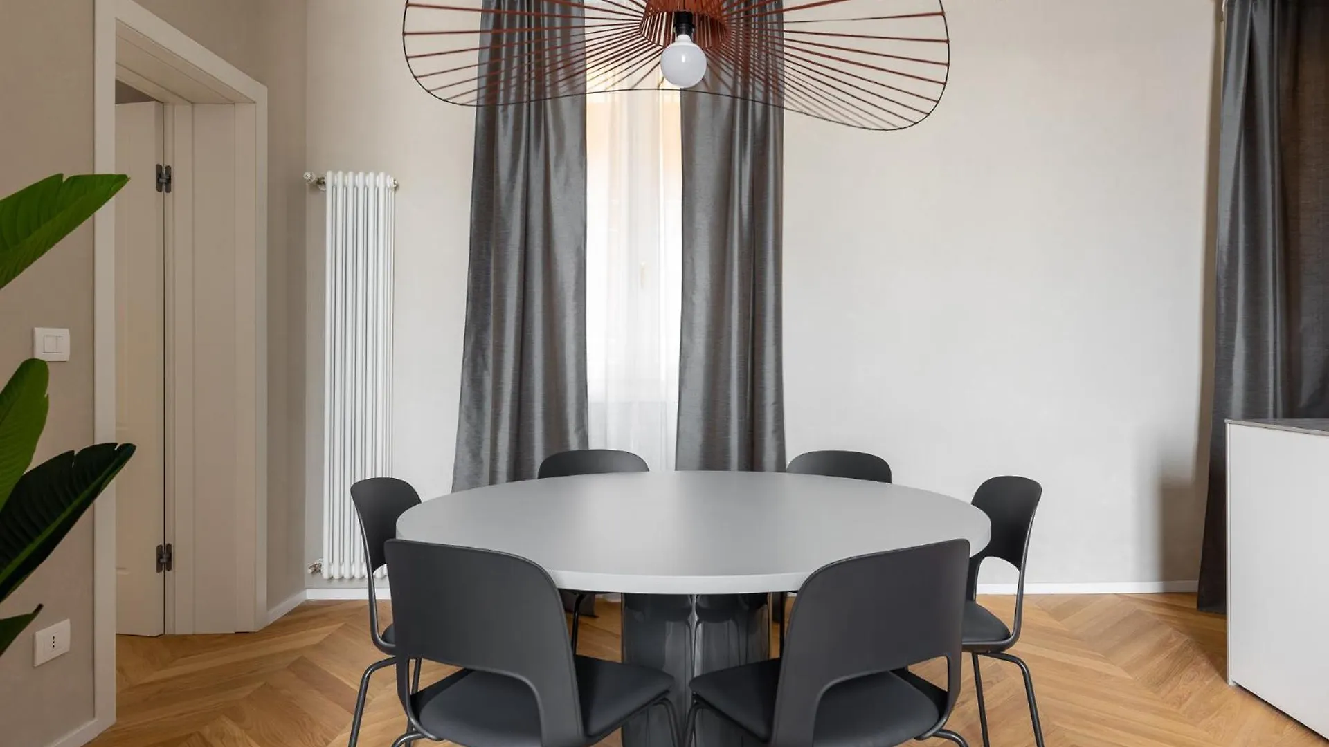 San Martino - Luxury Apartments By Design Club Collection Bolonia 0*,